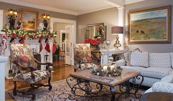 Traditional Home In Alamo Heights is Ready For The Holidays