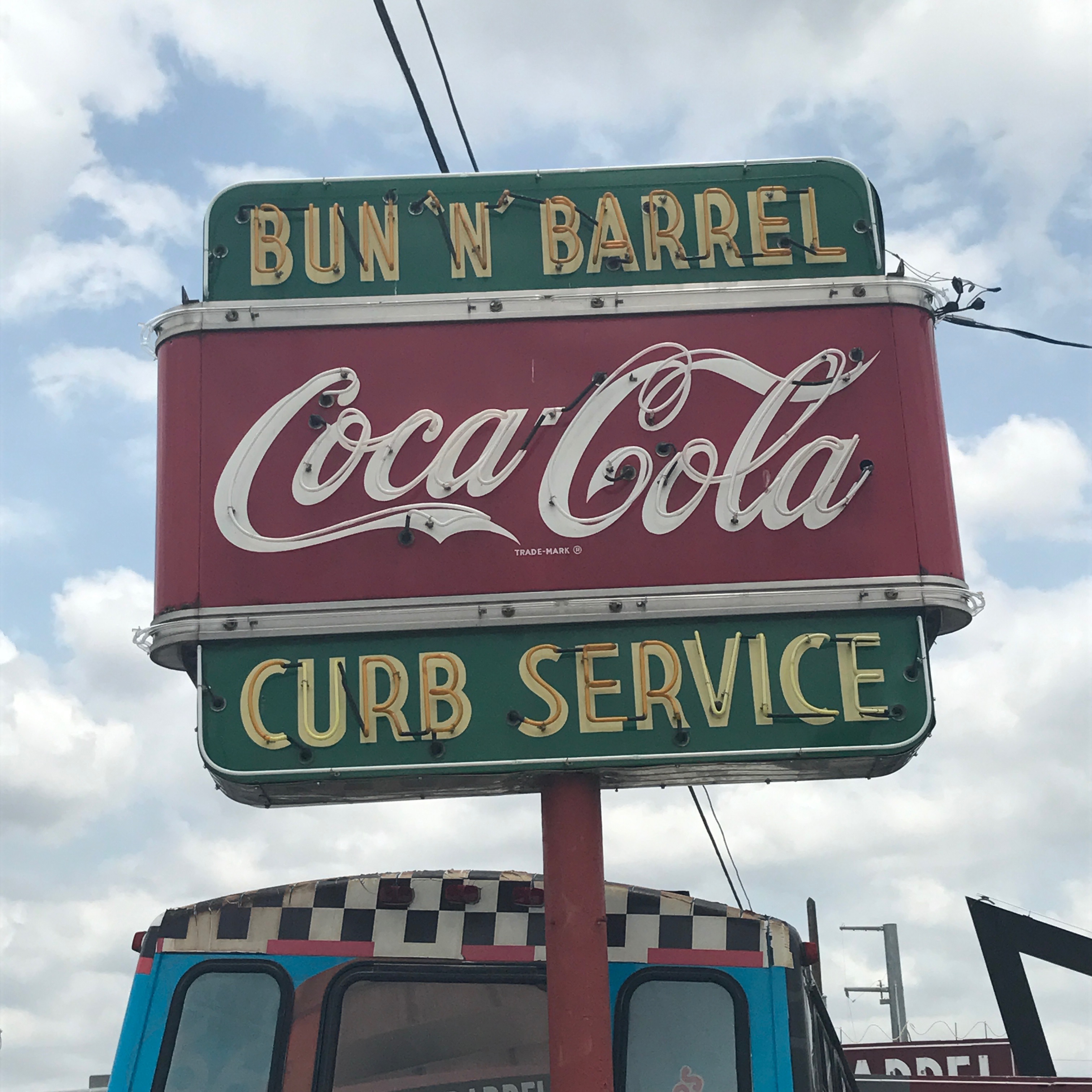 Bun N’ Barrel: Serving Up Diner Food and Nostalgia