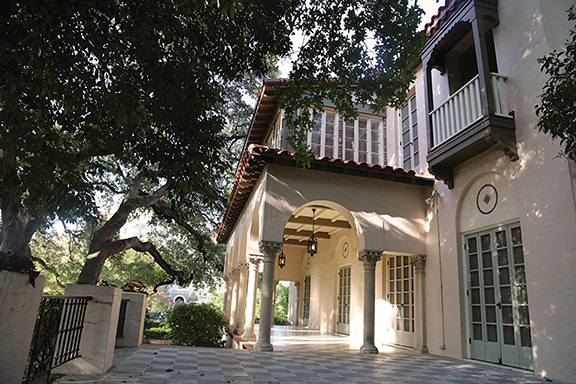 Redevelopment Continues Around Alamo Heights