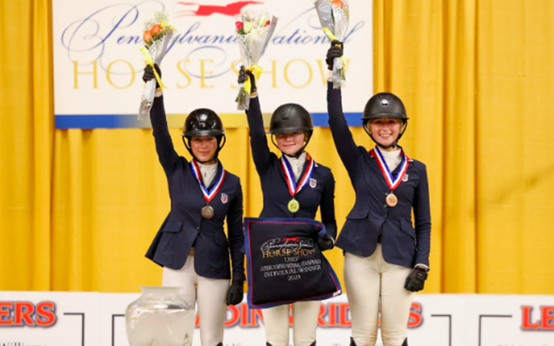 Ava Myers ’25 Takes Home Bronze Medal in the USEF Junior Jumper National Championships