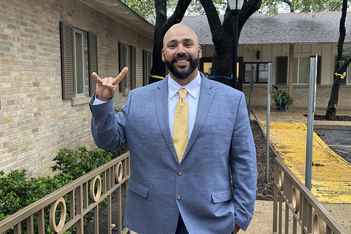 Alamo Heights Football Coach
