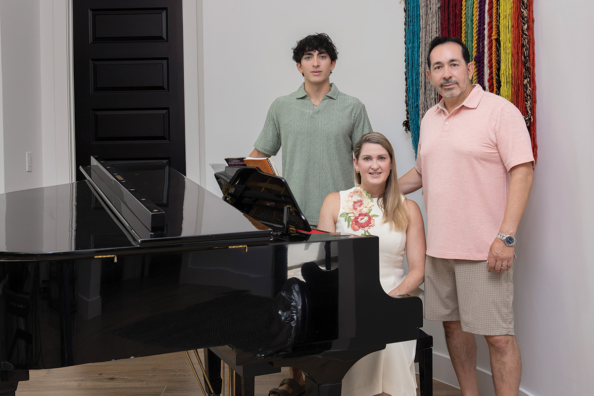 Ramos family by piano copy